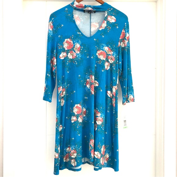 Madison Leigh Floral 3/4 Sleeve Mini Dress - Picture 2 of 12